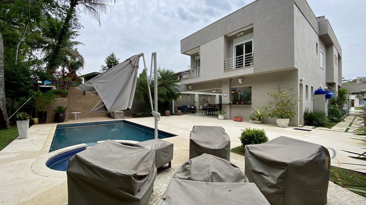 Casa — foto 1 de 6