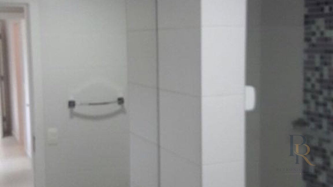Apartamento — foto 1 de 32
