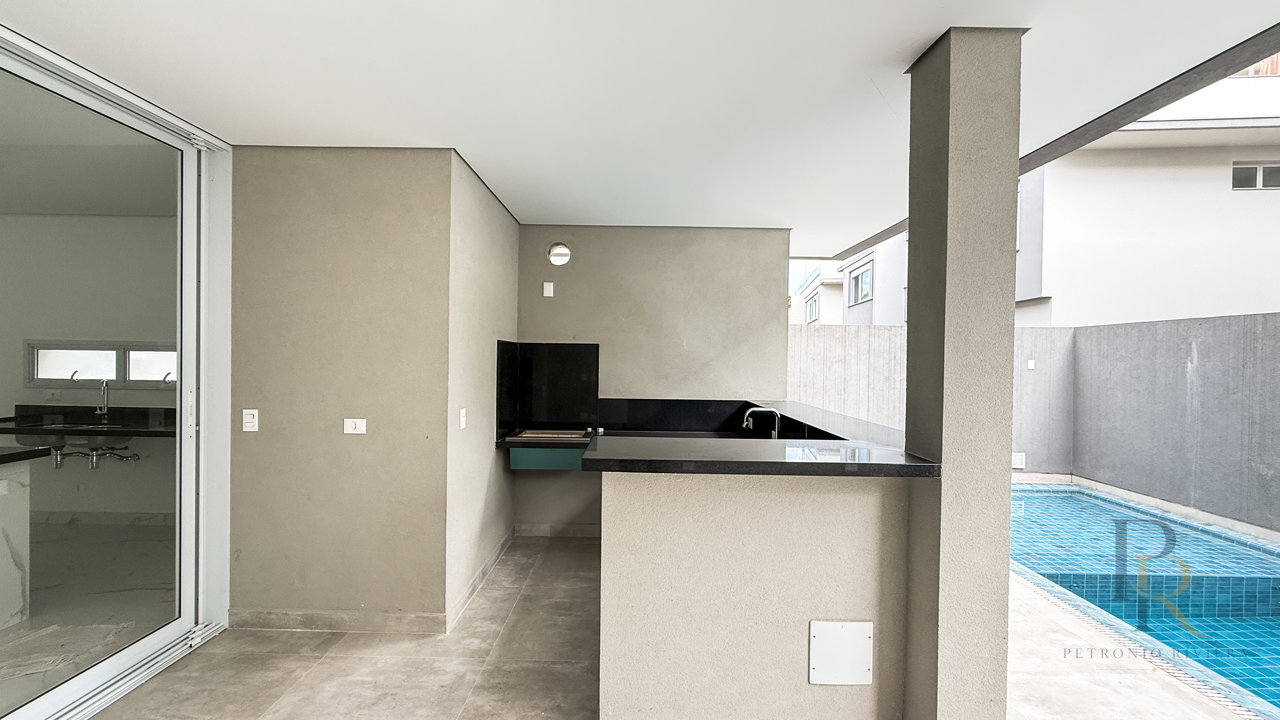 Casa em Condomínio — foto 12 de 35