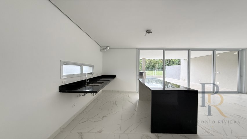 Casa em Condomínio — foto 10 de 42