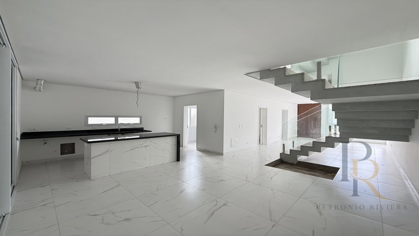 Casa em Condomínio — foto 2 de 40