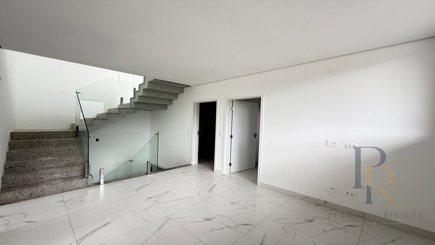 Casa em Condomínio — foto 7 de 40
