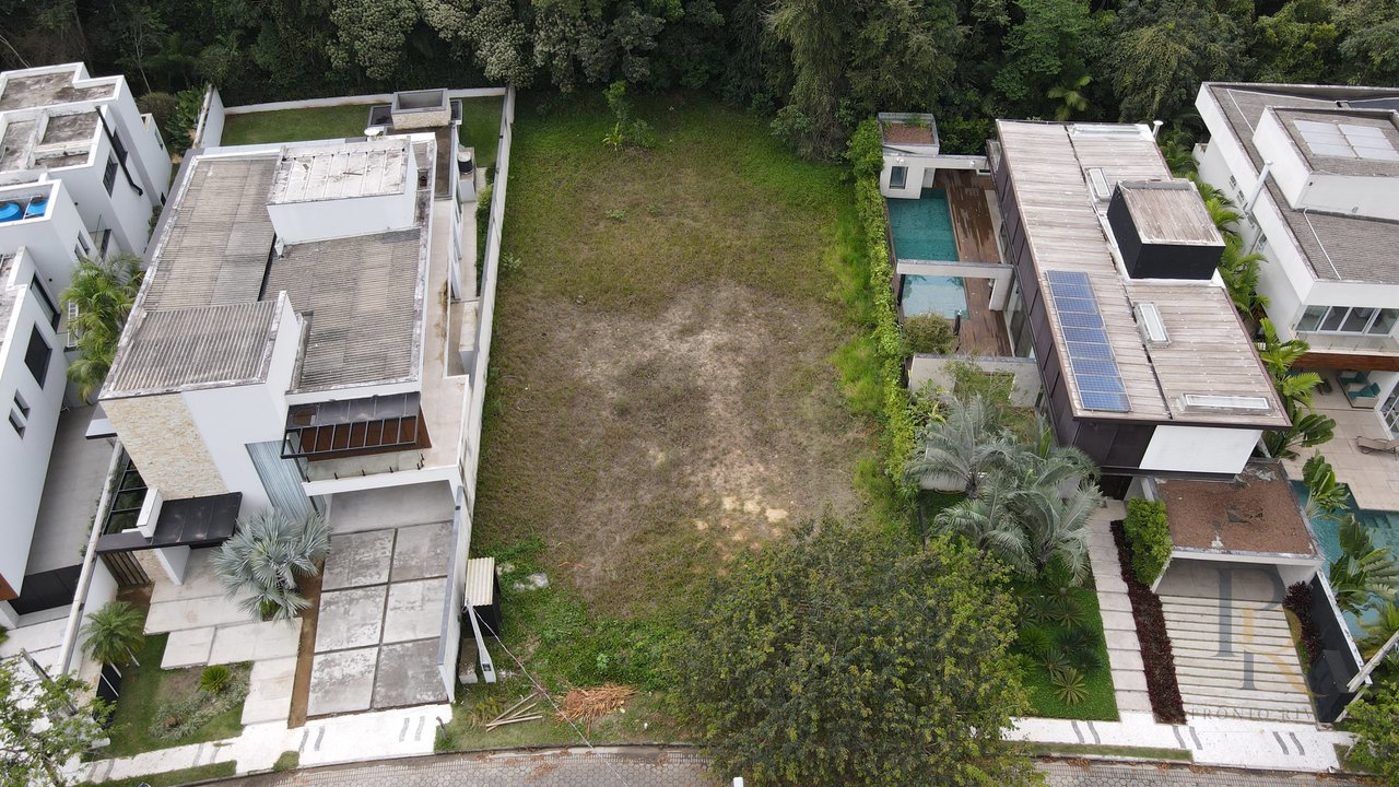 Terreno — foto 1 de 3