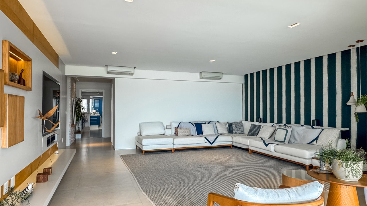 Apartamento pé na areia frontal — foto 3 de 61