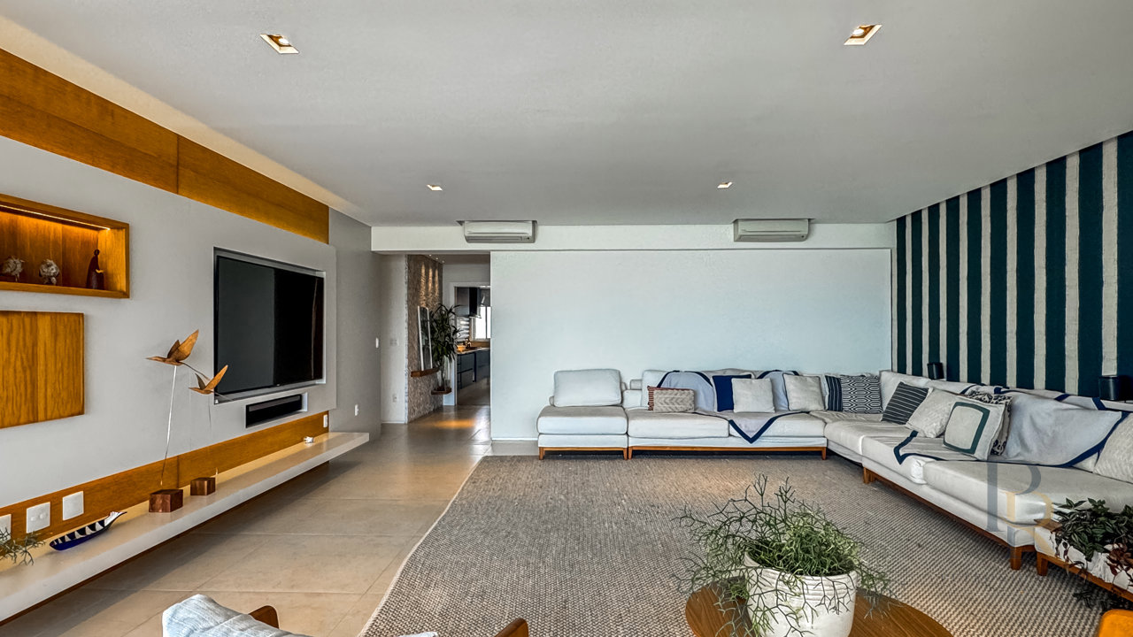 Apartamento pé na areia frontal — foto 5 de 61