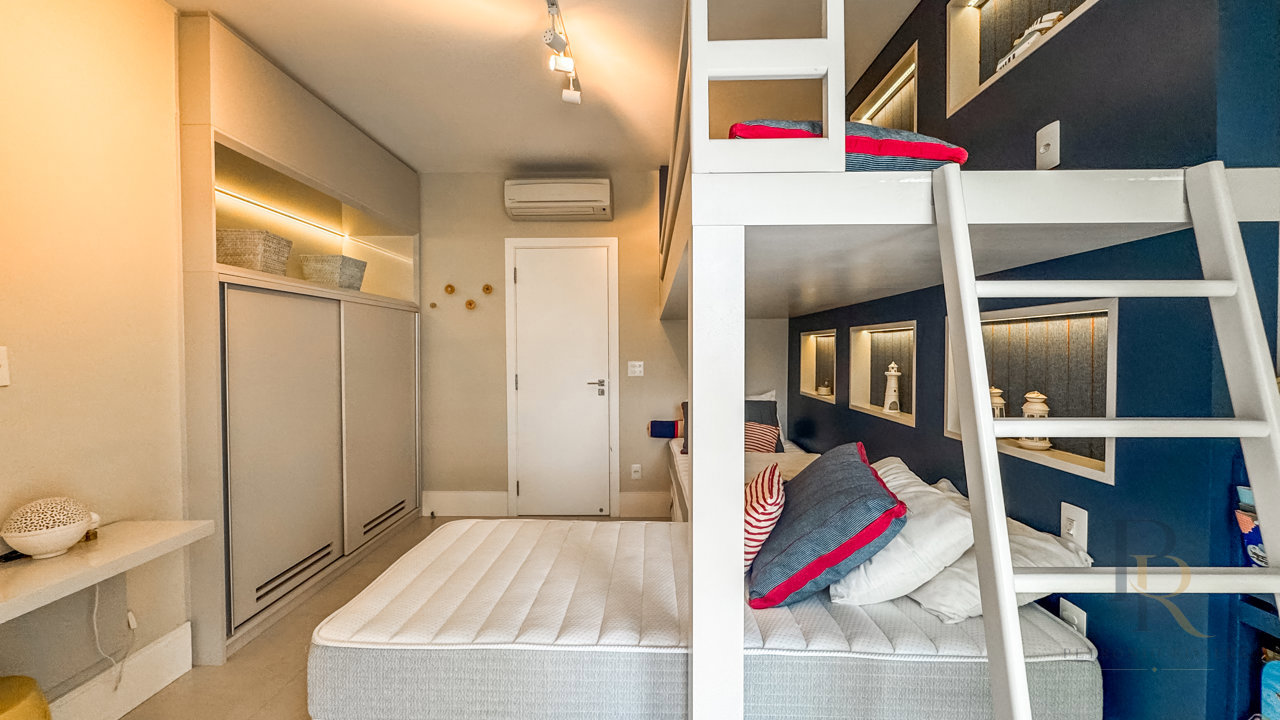 Apartamento pé na areia frontal — foto 33 de 61