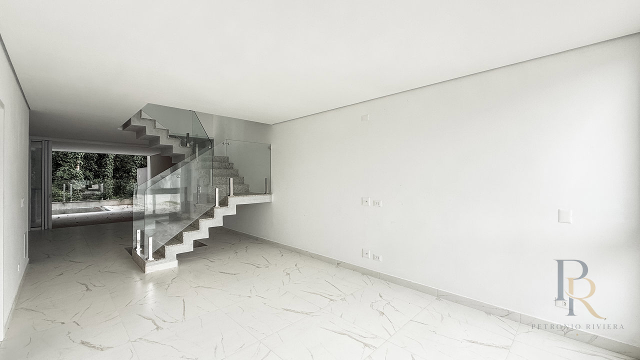 Casa em Condomínio — foto 1 de 6