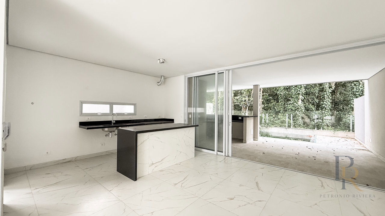 Casa em Condomínio — foto 4 de 33