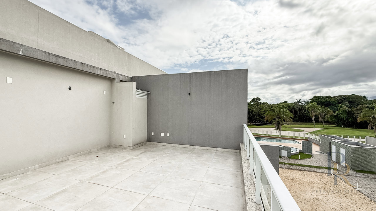 Casa em Condomínio — foto 10 de 33